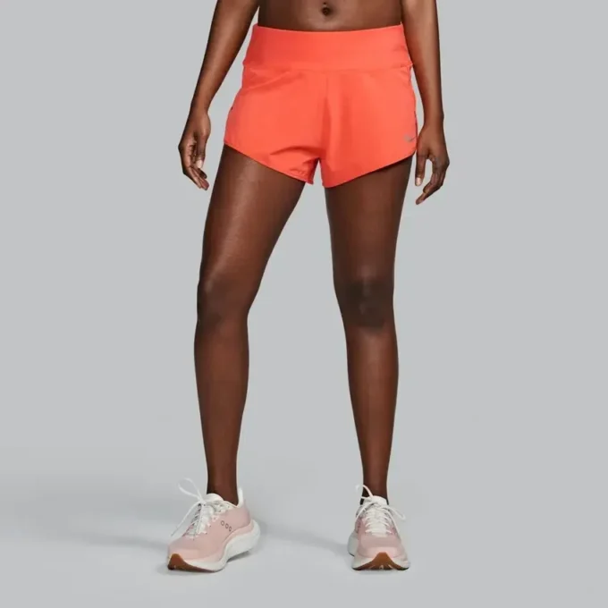 Outpace 2.5″ split shorts voor dames