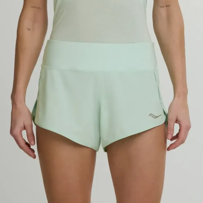Outpace 2.5″ split shorts voor dames