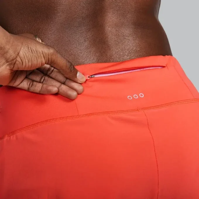 Outpace 2.5″ split shorts voor dames