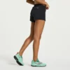 Outpace 2.5″ split shorts voor dames