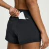 Outpace 2.5″ split shorts voor dames